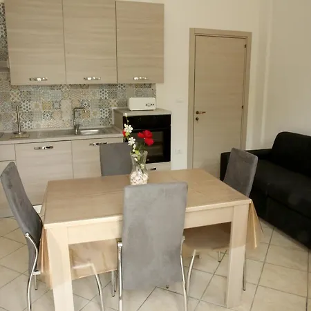 Mauricarol Residences *